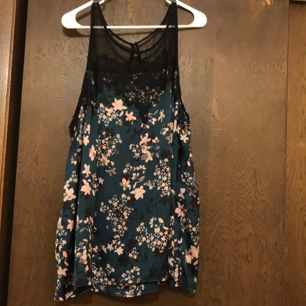 Maurice’s silk and lace blouse tank
